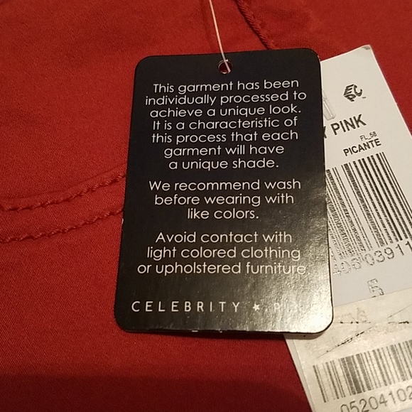 Celebrity pink pants - Picture 3 of 7